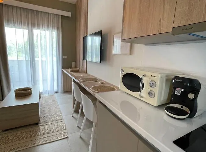 Vera * Skala Rachoni (Thasos)