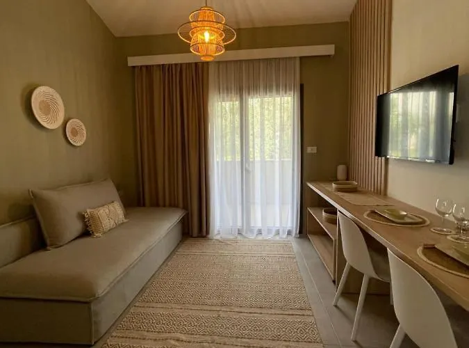 Vera * Skala Rachoni (Thasos)